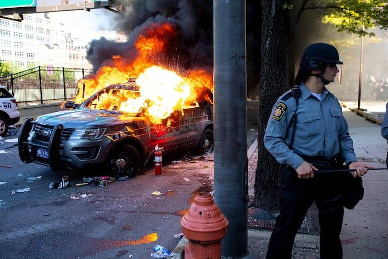 Die Abschaffung der Polizei kann klein anfangen… Foto von Tyger Williams.